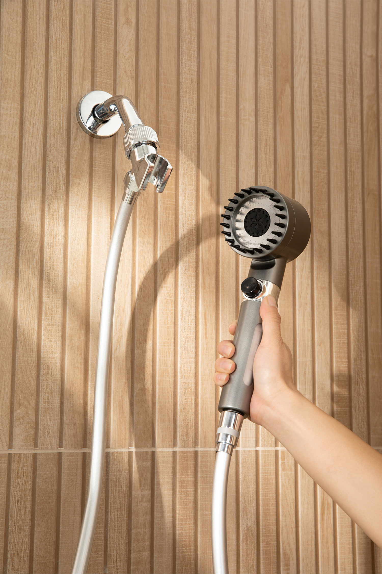 MINERALSTREAM MASSAGE FILTERED SHOWER HEAD